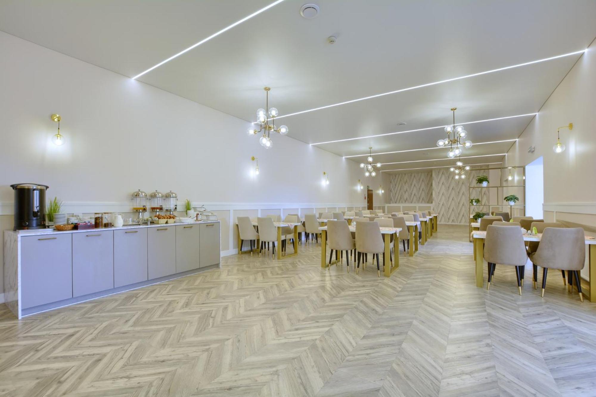 Hotel Krysztal Świeradów-Zdrój المظهر الخارجي الصورة